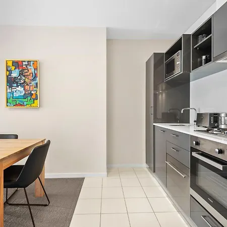Chic Inner City Convenience, With Secure Parking Melbourne Exterior photo