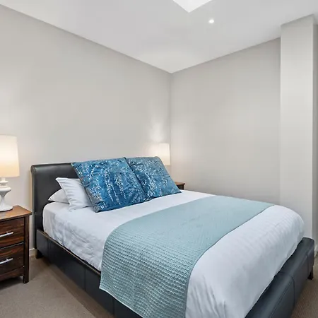 Chic Inner City Convenience, With Secure Parking Melbourne Exterior photo
