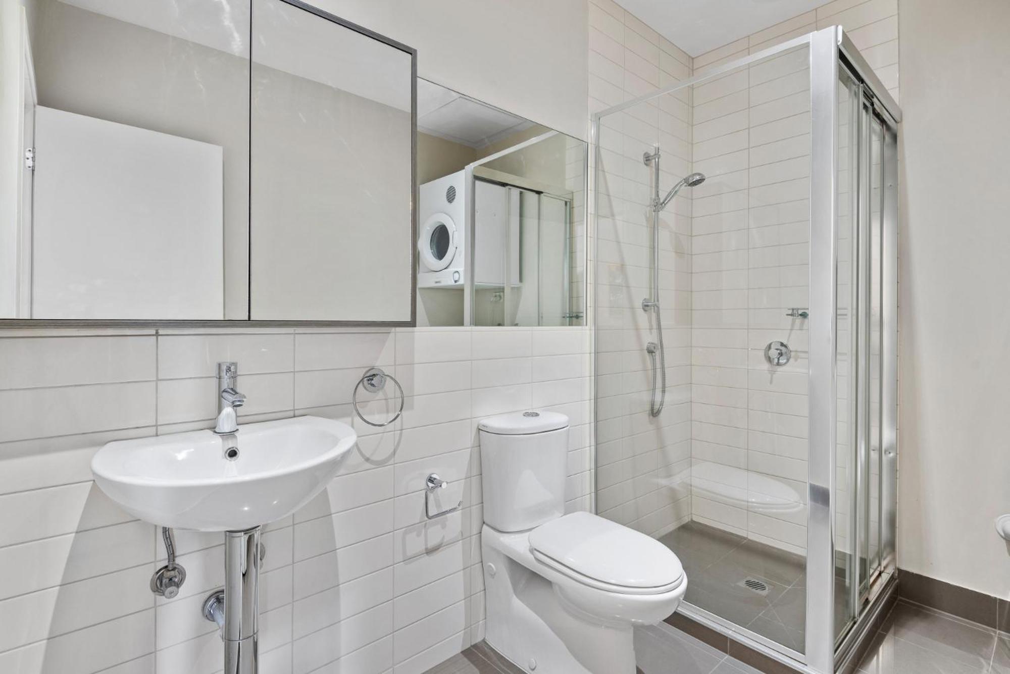 Apartment Chic Inner Convenience, With Secure Parking