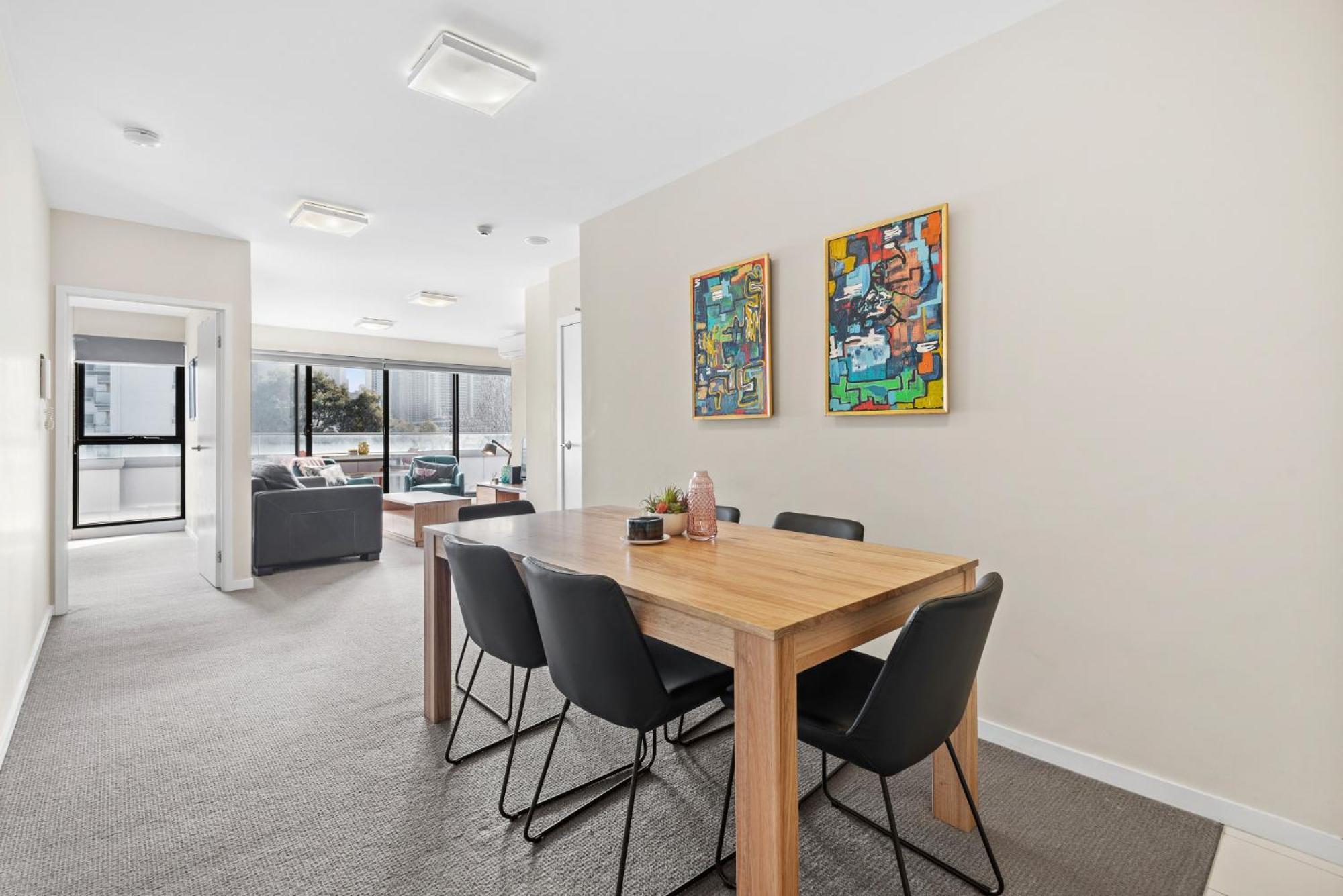 Apartment Chic Inner Convenience, With Secure Parking